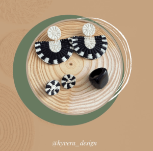 aretes de paja toquilla y anillo de tagua